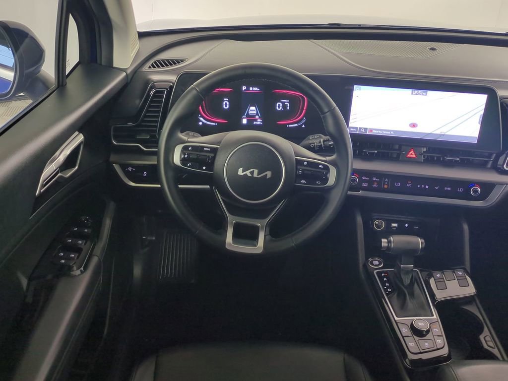Used 2024 Kia Sportage EX image 18