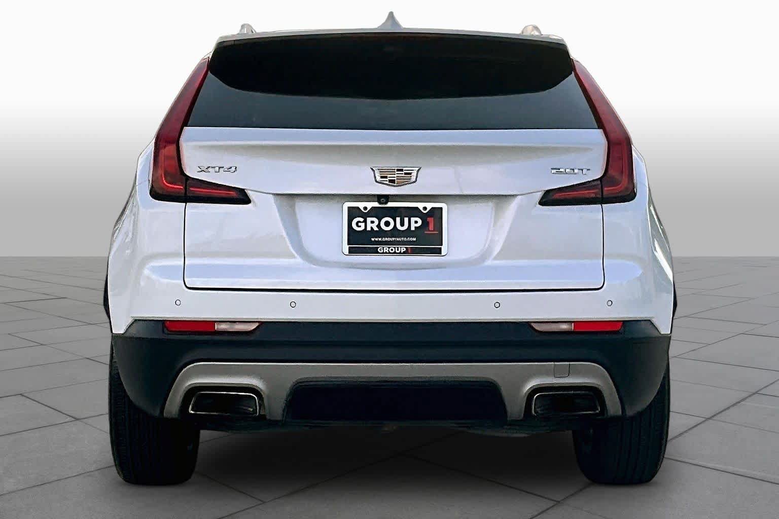 Used 2019 Cadillac XT4 Premium Luxury FWD image 4