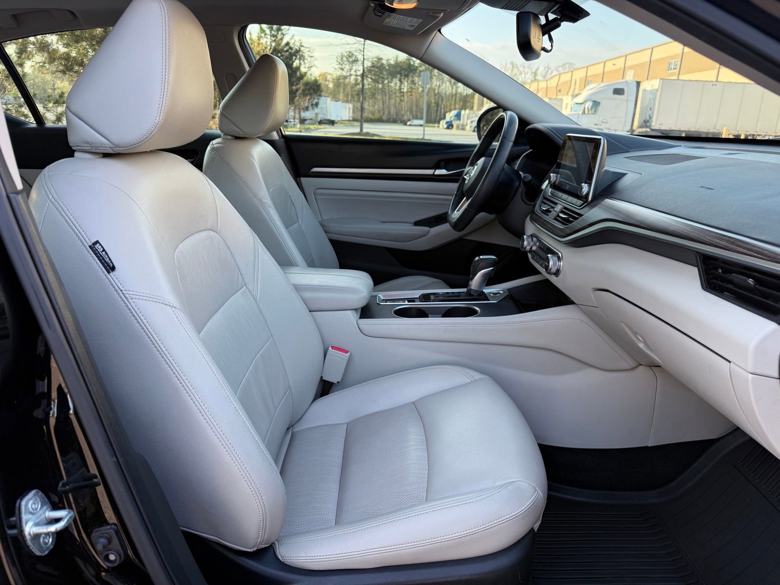 Used 2019 Nissan Altima 2.5 Platinum image 35