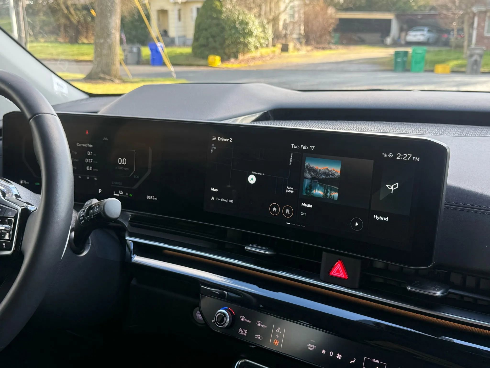 Used 2025 Kia Carnival SX Prestige image 19