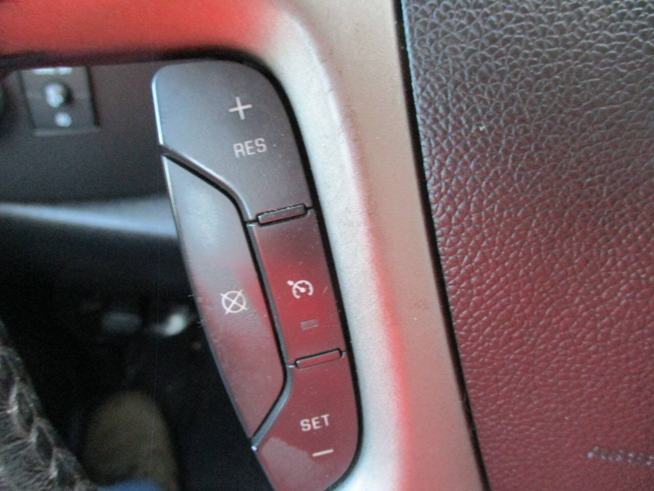 Used 2011 Chevrolet Silverado 1500 LT w/ All-Star Edition AWD/4WD image 29