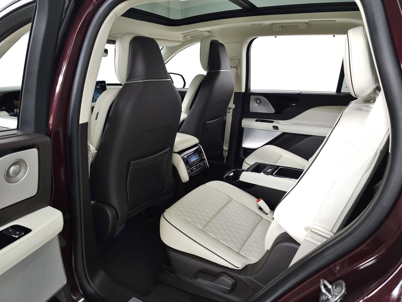 Used 2021 Lincoln Aviator Black Label AWD/4WD image 36