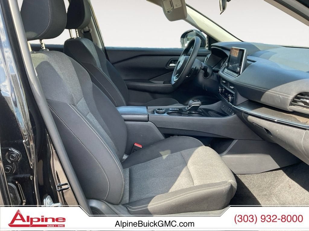 Used 2024 Nissan Rogue SV AWD/4WD image 15