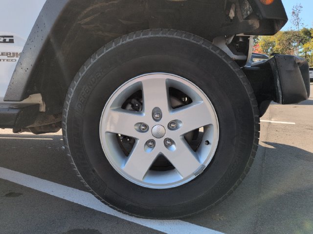 Used 2018 Jeep Wrangler Unlimited Sport S AWD/4WD image 14