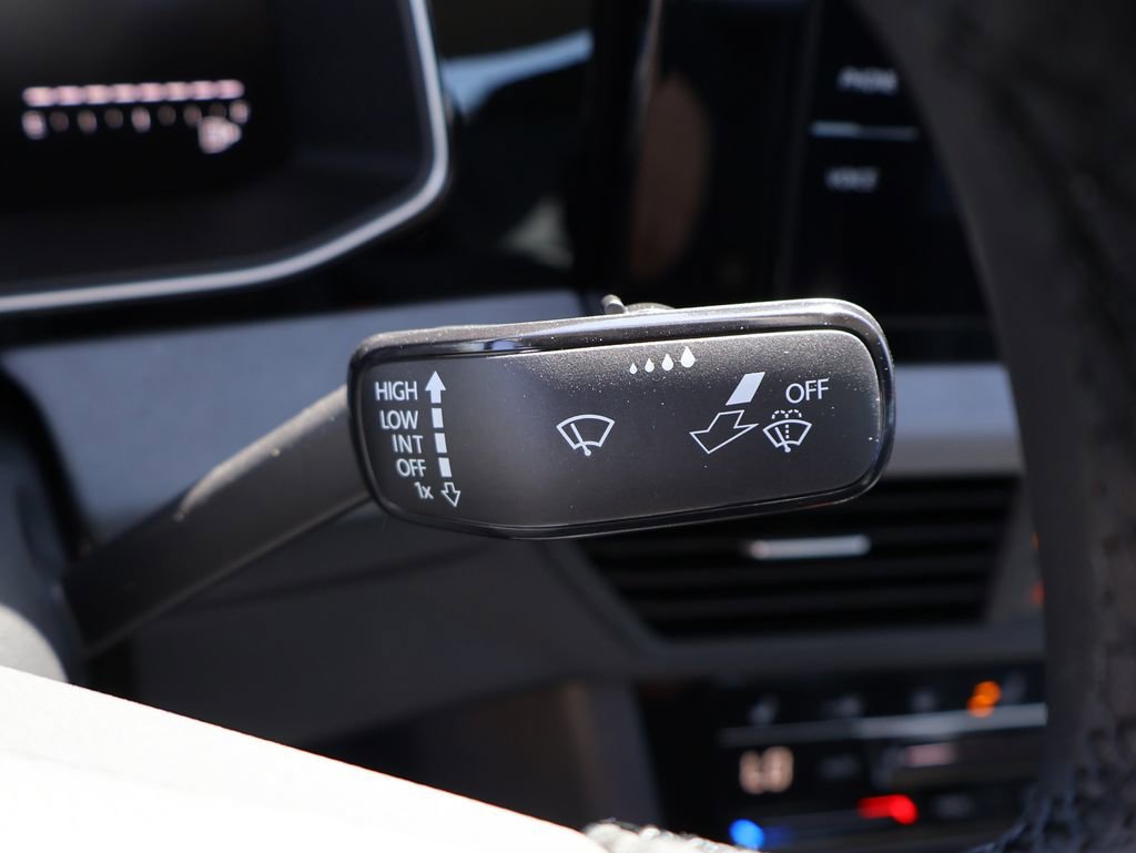 New 2026 Volkswagen Jetta SE FWD image 35