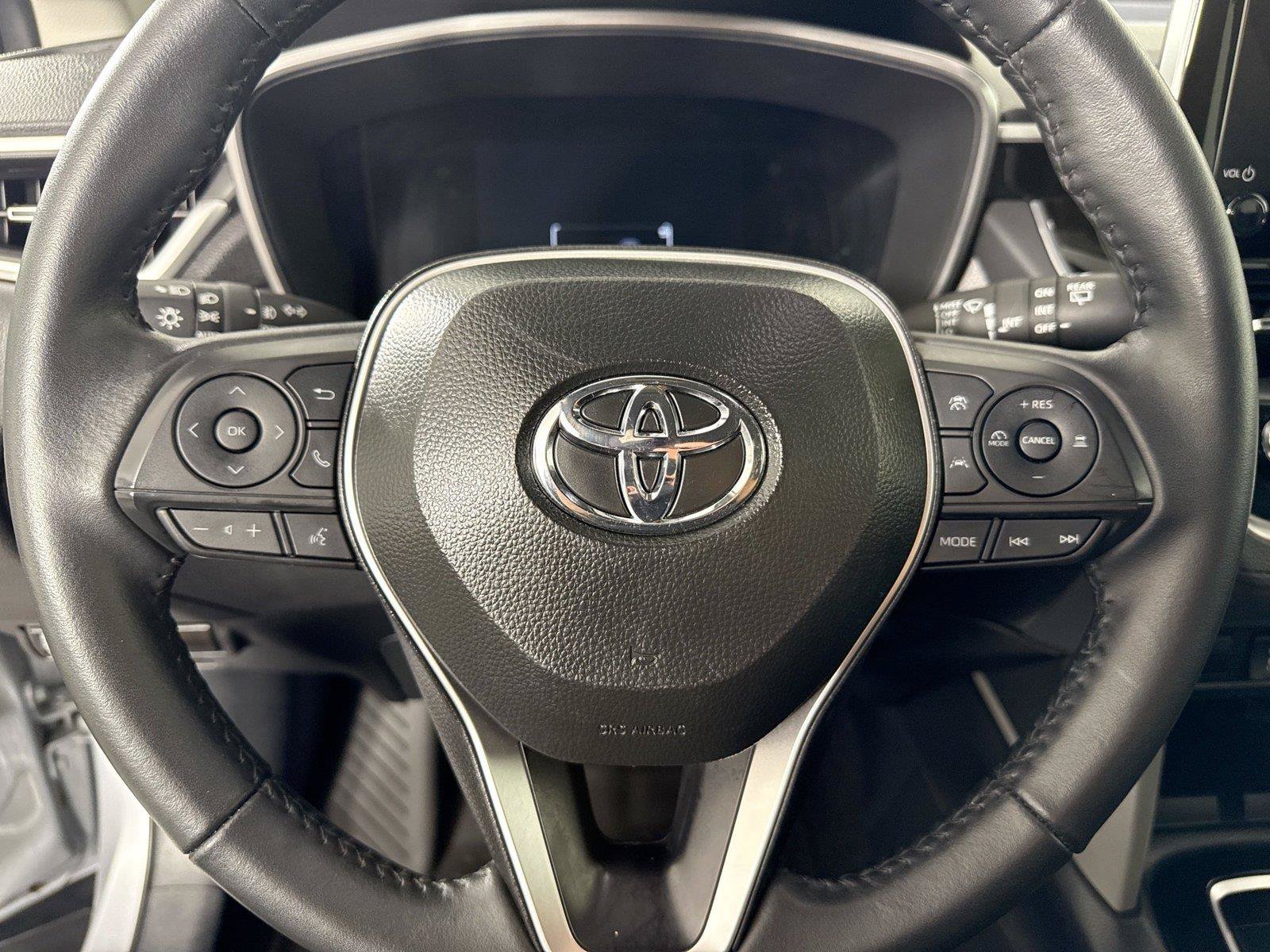 Certified 2025 Toyota Corolla Cross XLE AWD/4WD image 17