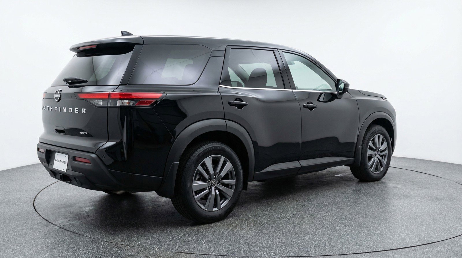 Used 2025 Nissan Pathfinder SV AWD/4WD image 9