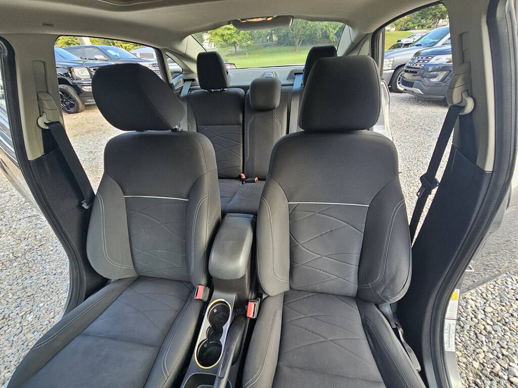 Used 2014 Ford Fiesta SE w/ Comfort Package FWD image 22