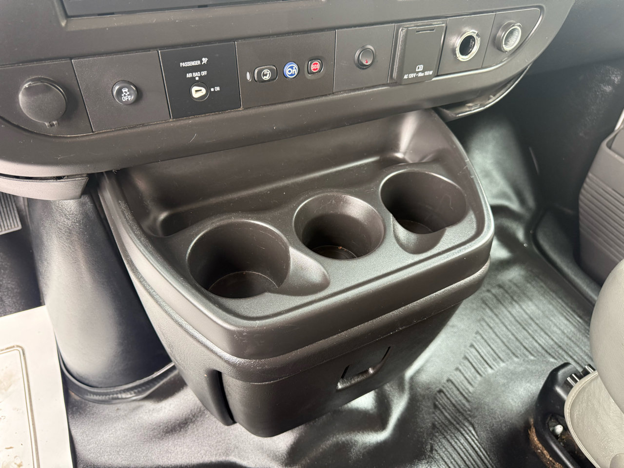 Used 2020 Chevrolet Express 2500 Extended w/ Communications Package image 20