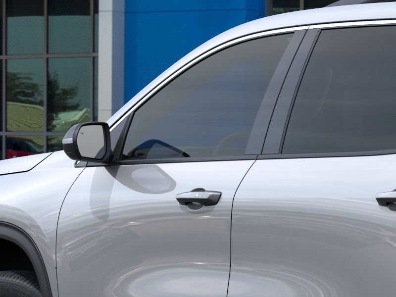 New 2027 Chevrolet Traverse LT w/ Driver Confidence Package FWD image 12