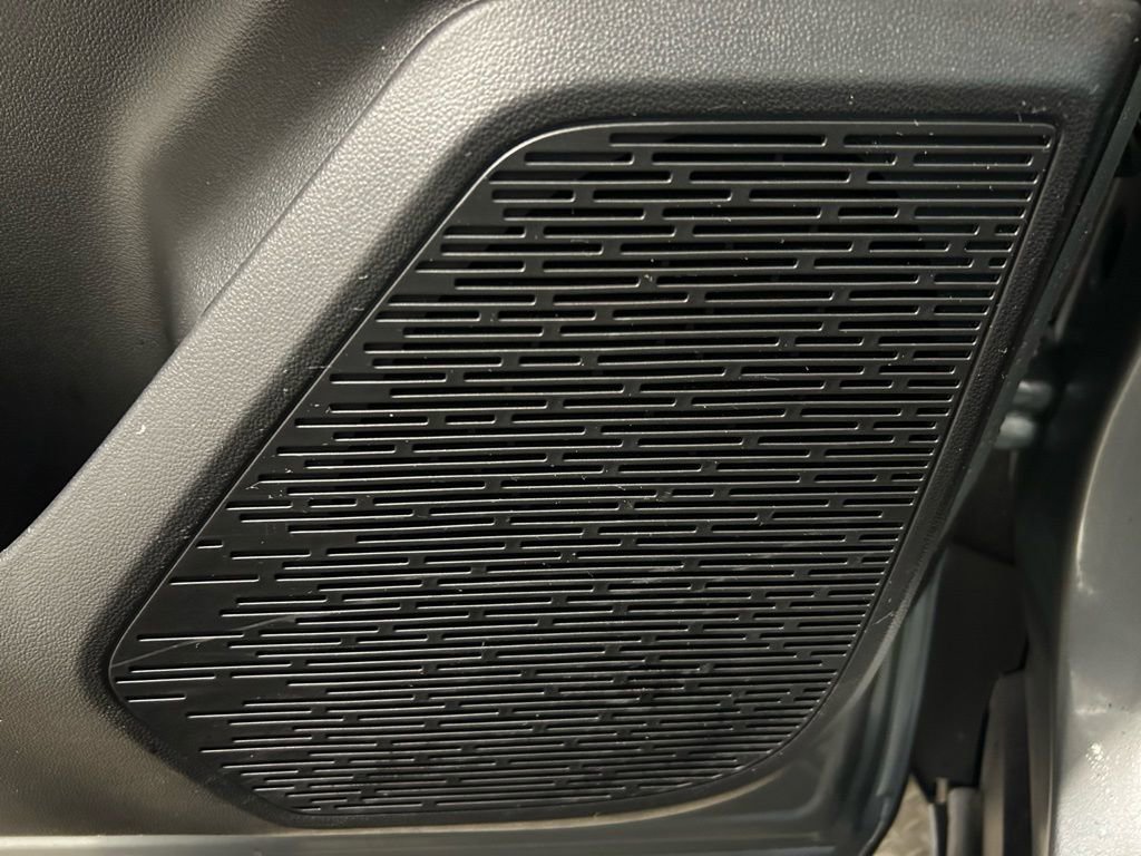 Used 2025 GMC Terrain Elevation AWD/4WD image 6