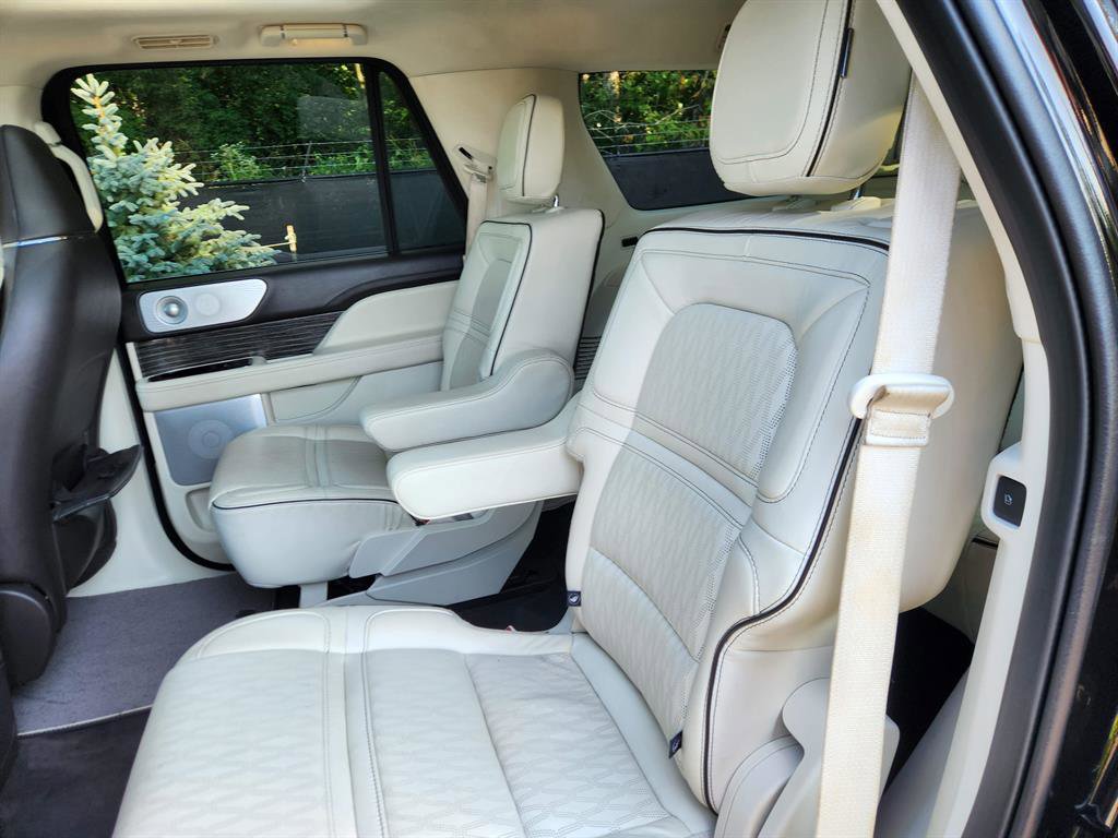 Certified 2021 Lincoln Navigator Black Label image 28