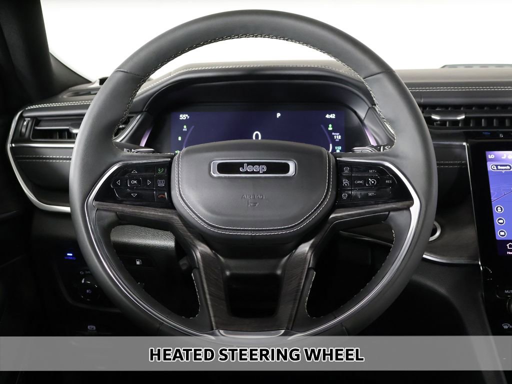 Used 2022 Jeep Grand Cherokee Overland AWD/4WD image 11
