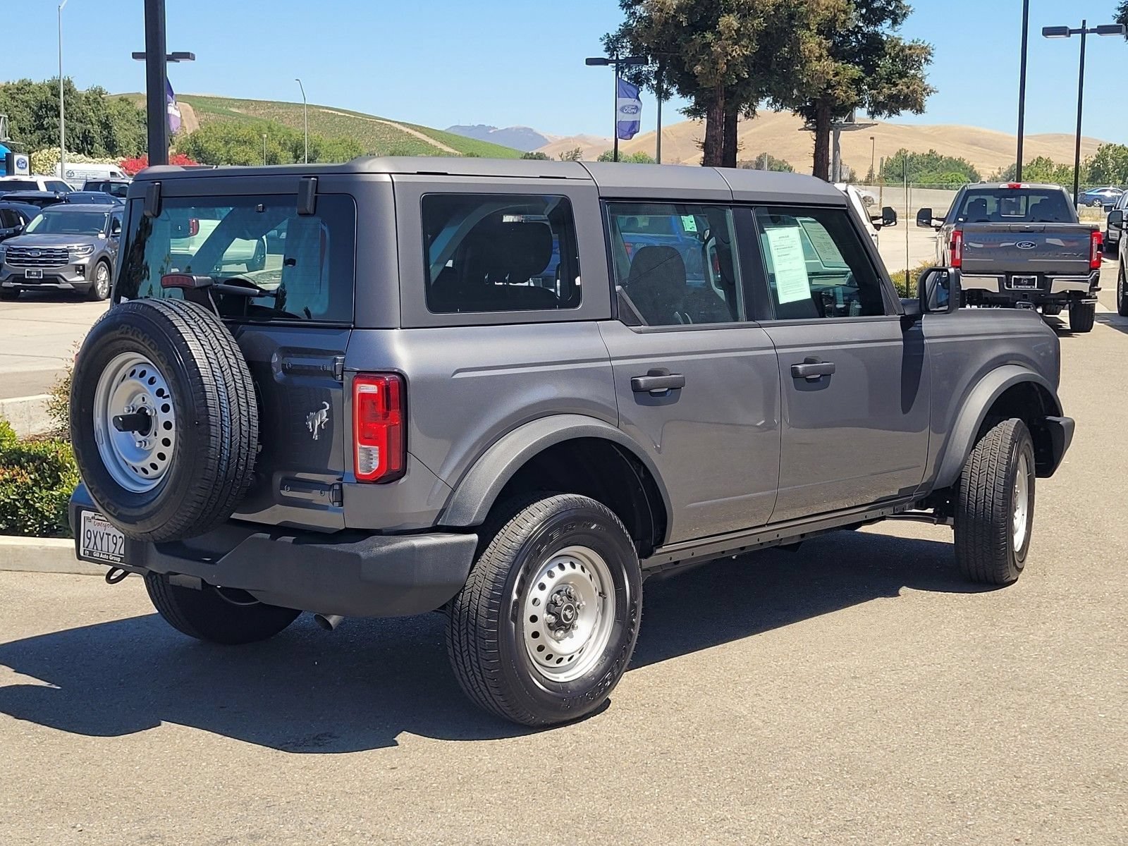 Used 2025 Ford Bronco 4-Door AWD/4WD image 4