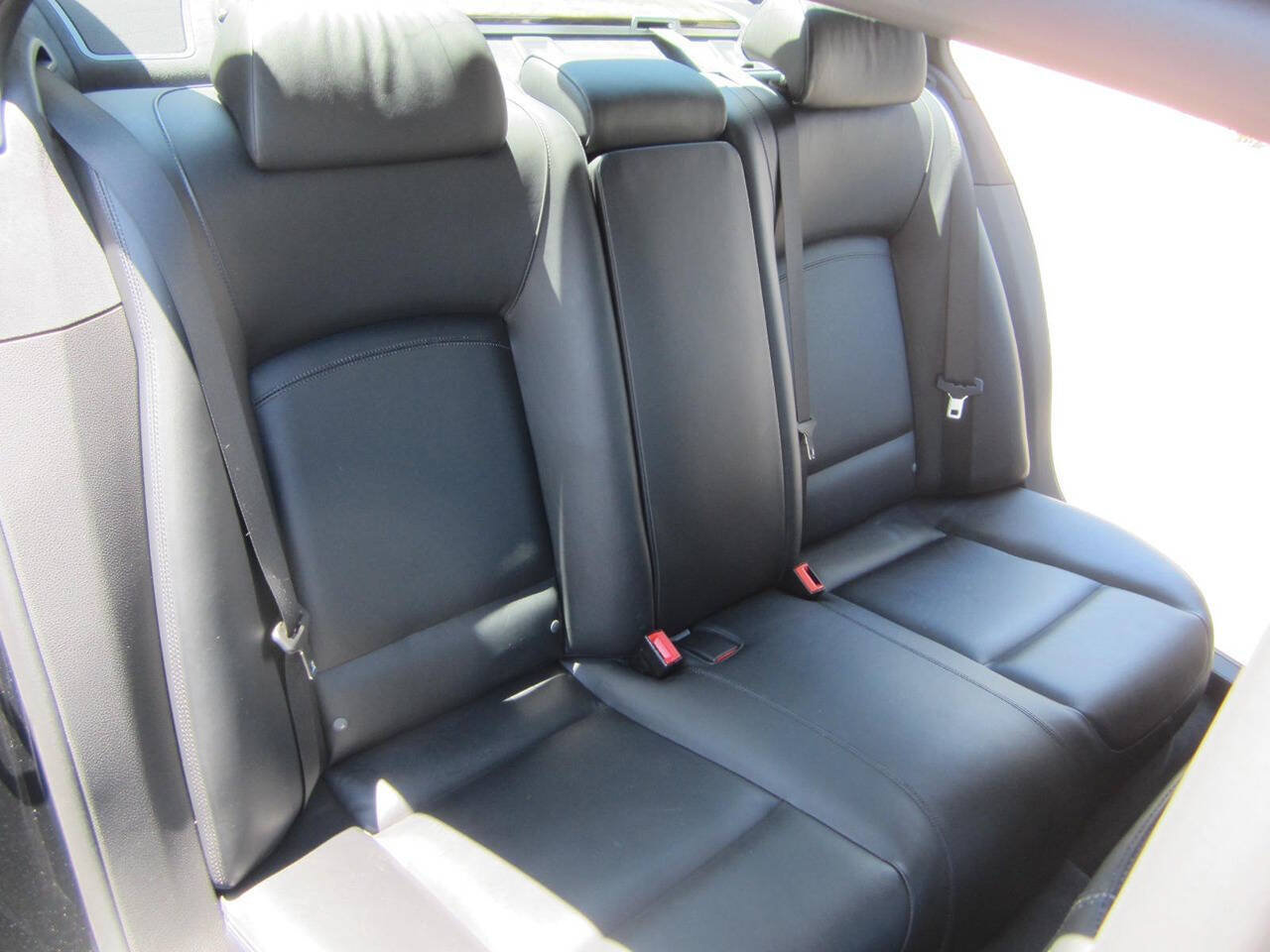 Used 2013 BMW 750i RWD image 16