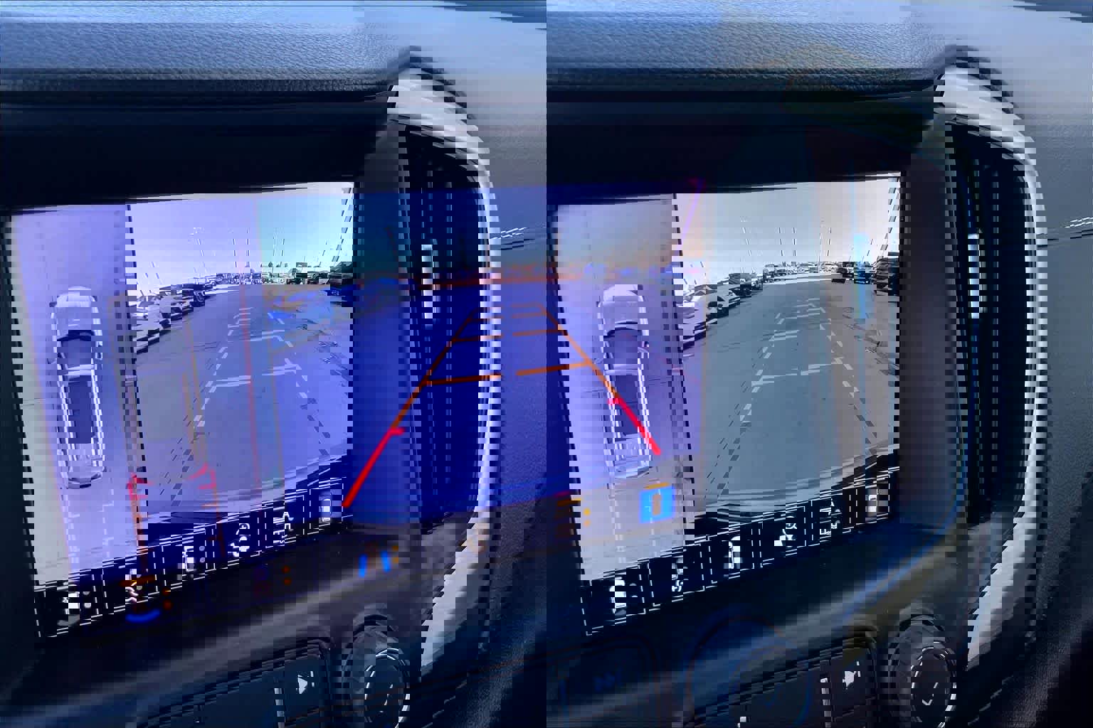 Used 2024 GMC Terrain Denali w/ Denali Premium Package image 25