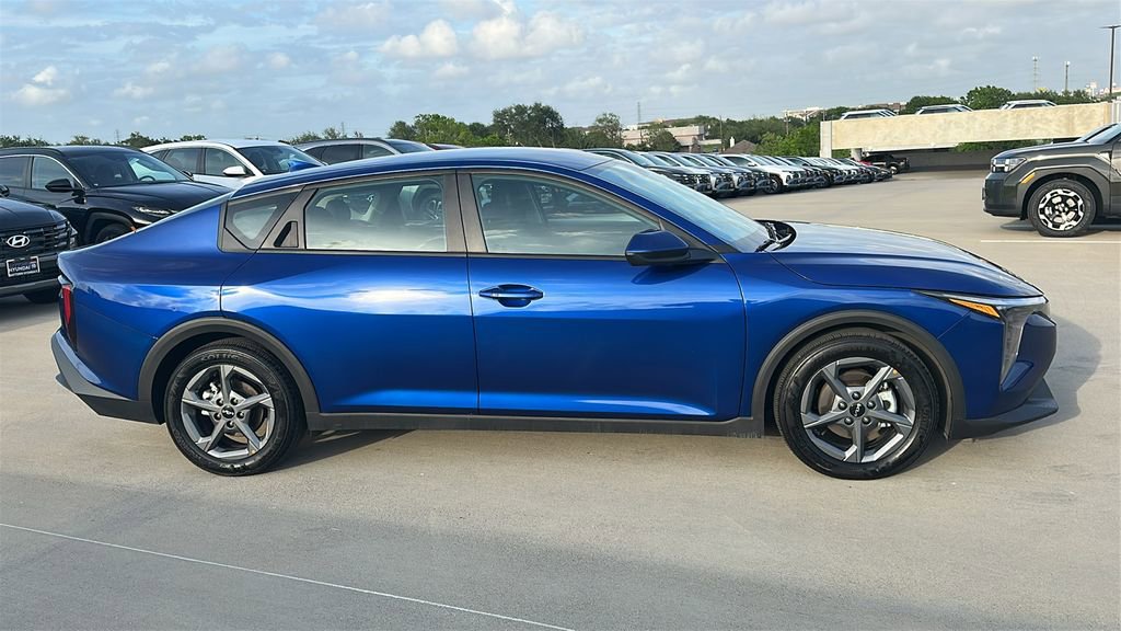 Used 2025 Kia K4 LXS FWD image 13