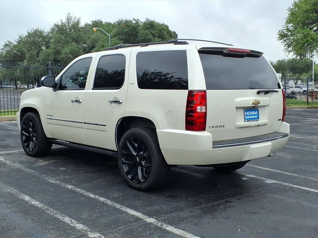 Used 2011 Chevrolet Tahoe LTZ image 6