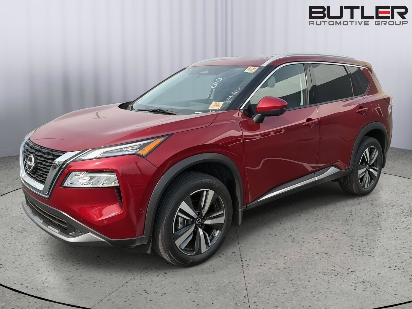 Used 2022 Nissan Rogue SL w/ SL Premium Package image 1