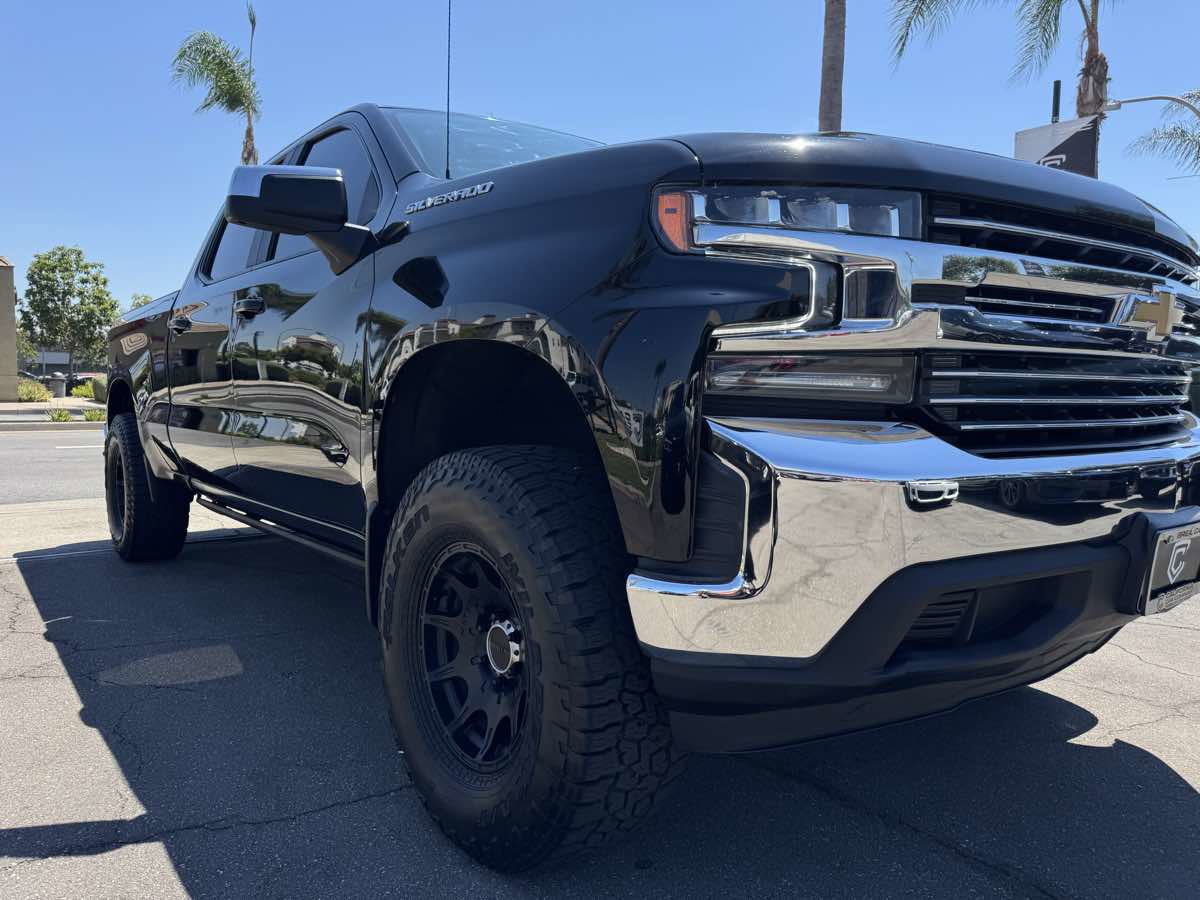 Used 2021 Chevrolet Silverado 1500 LT w/ Convenience Package II image 12