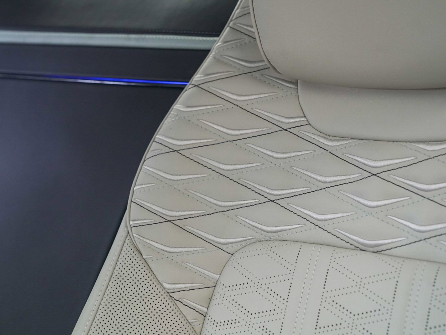 New 2026 Bentley Continental Mulliner image 30