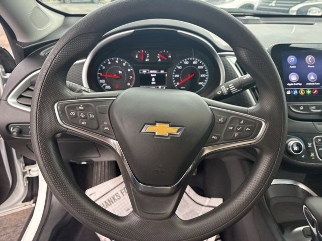 Used 2023 Chevrolet Malibu LT image 16
