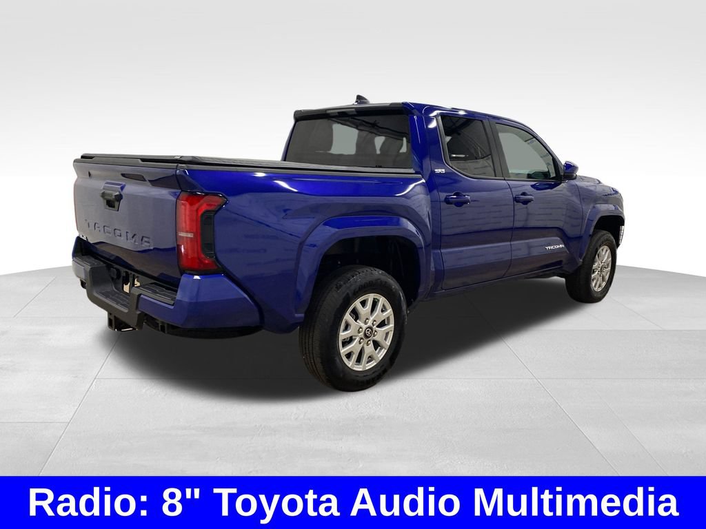 Used 2025 Toyota Tacoma SR5 AWD/4WD image 4
