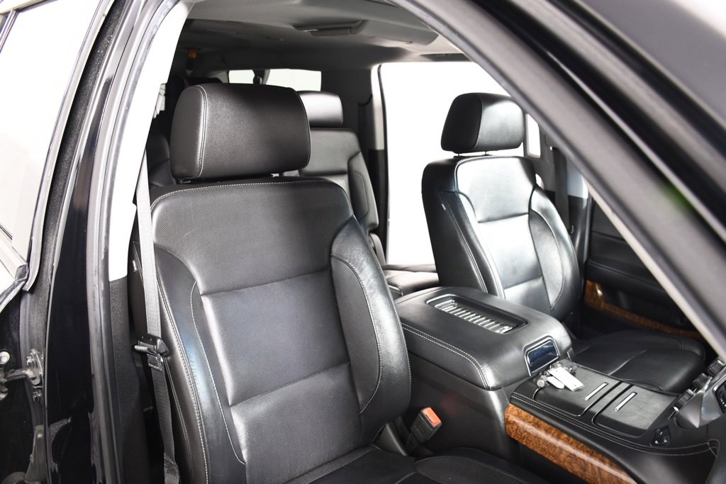Used 2019 Chevrolet Suburban Premier image 20