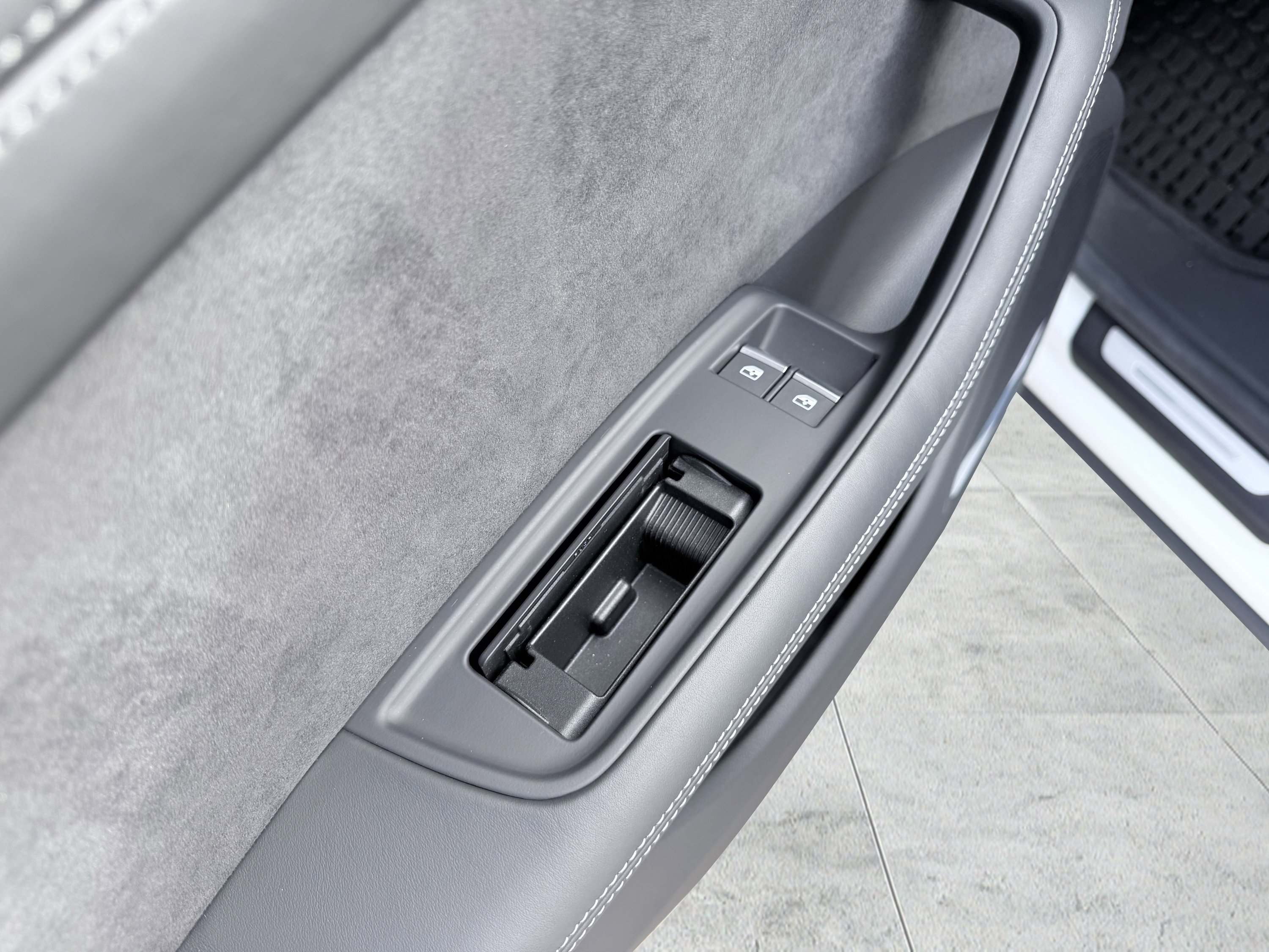 Used 2023 Audi SQ8 Prestige image 71