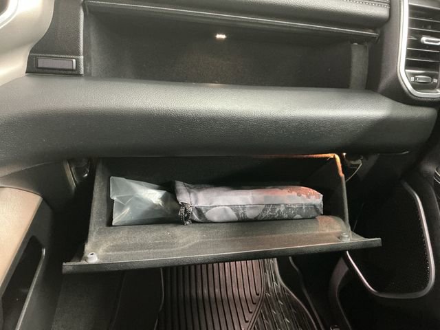 Used 2020 RAM 1500 Laramie image 32