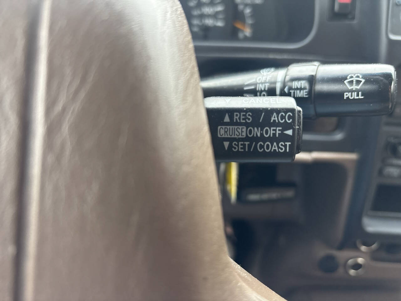 Used 1998 Toyota Tacoma 4x4 Xtracab V6 image 29