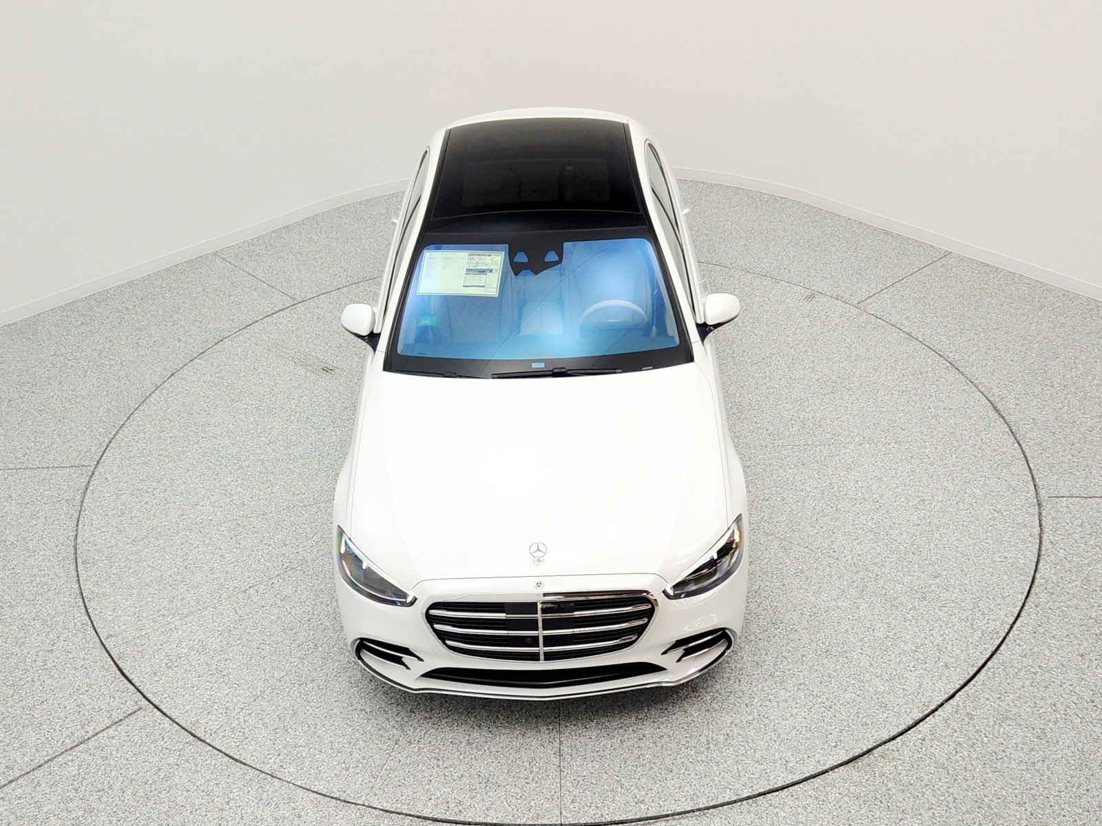 New 2026 Mercedes-Benz S 580e 4MATIC Sedan image 17