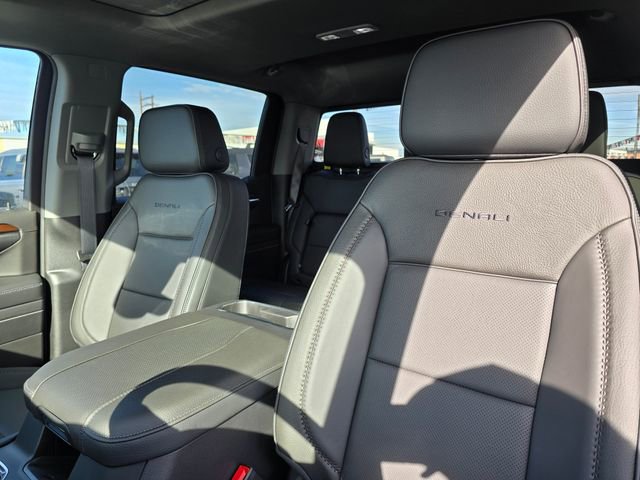 New 2026 GMC Sierra 1500 Denali w/ Denali Reserve Package image 23