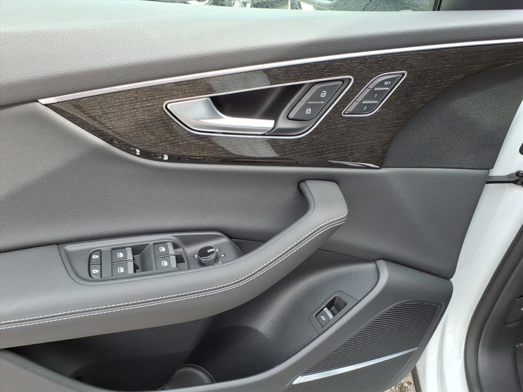 New 2026 Audi Q8 Premium Plus image 13