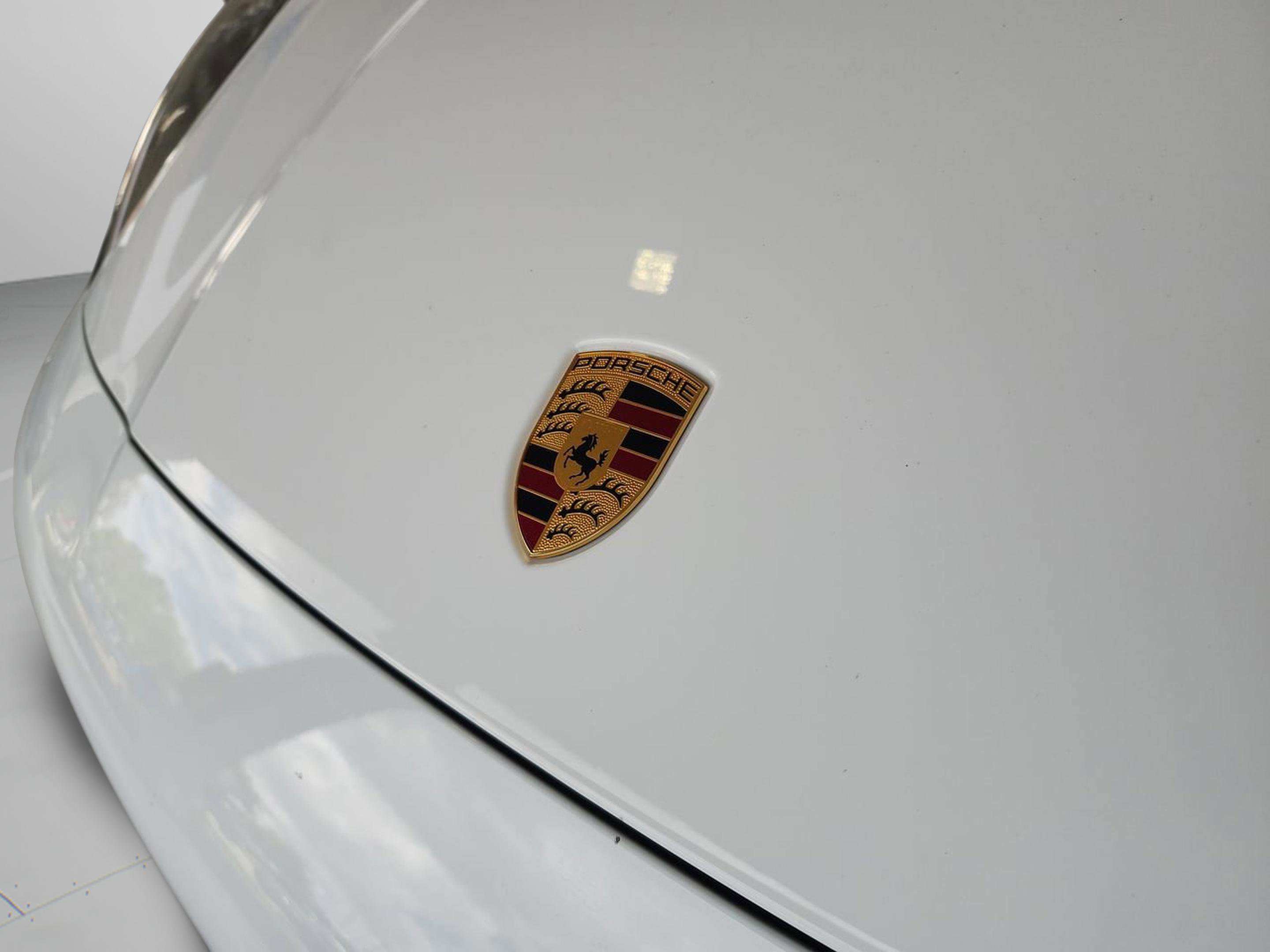 Used 2023 Porsche Cayenne Platinum Edition AWD/4WD image 21