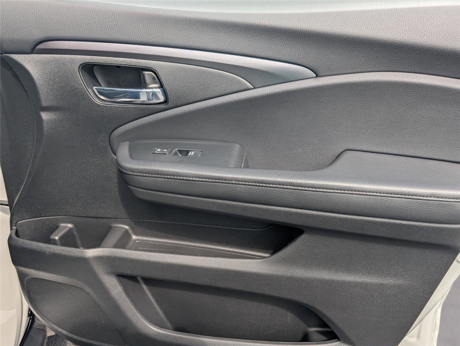 Used 2022 Honda Pilot Special Edition image 40