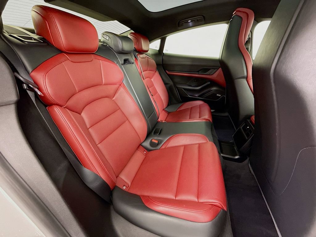 Certified 2021 Porsche Taycan 4S AWD/4WD image 30