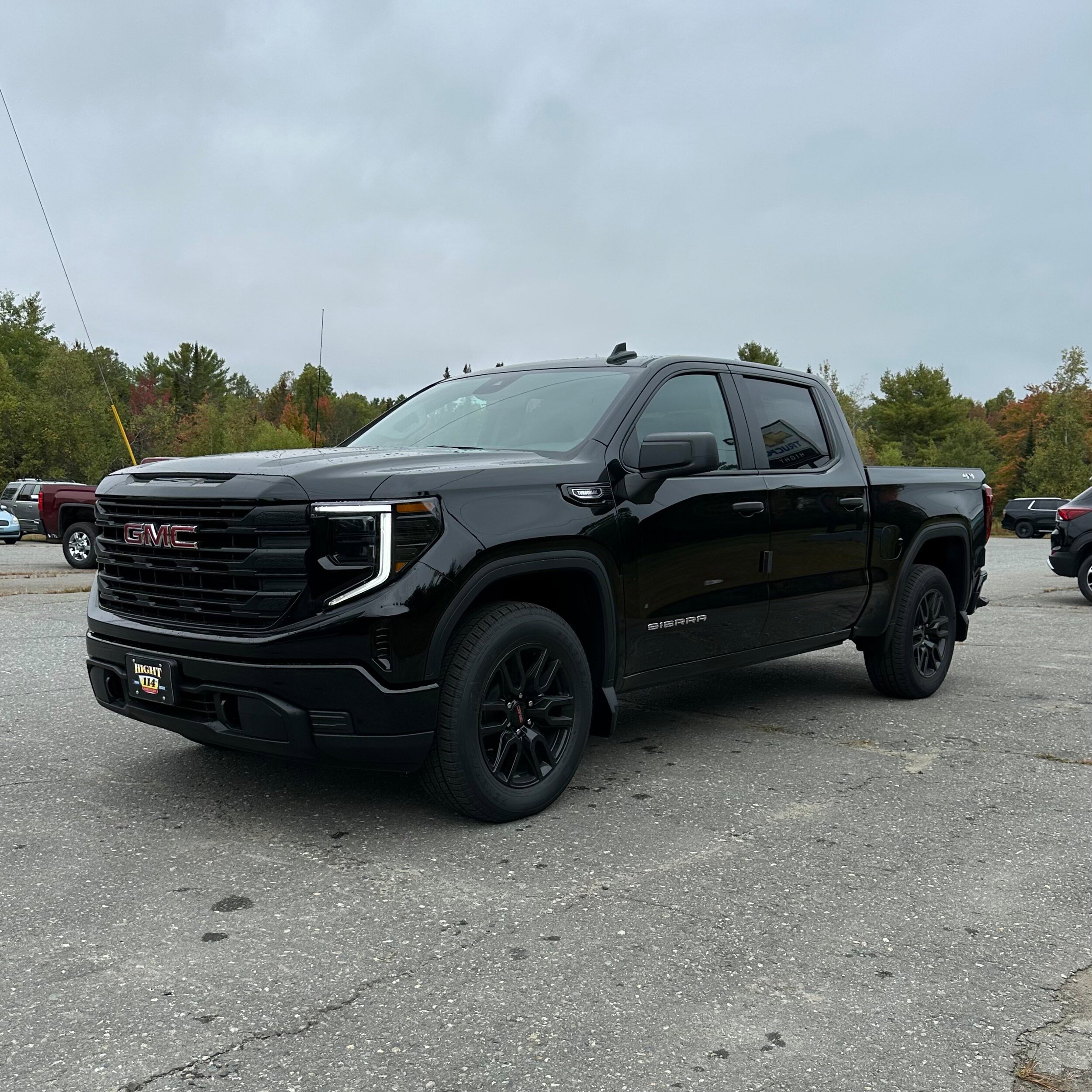New 2026 GMC Sierra 1500 Pro w/ Graphite Edition AWD/4WD image 7