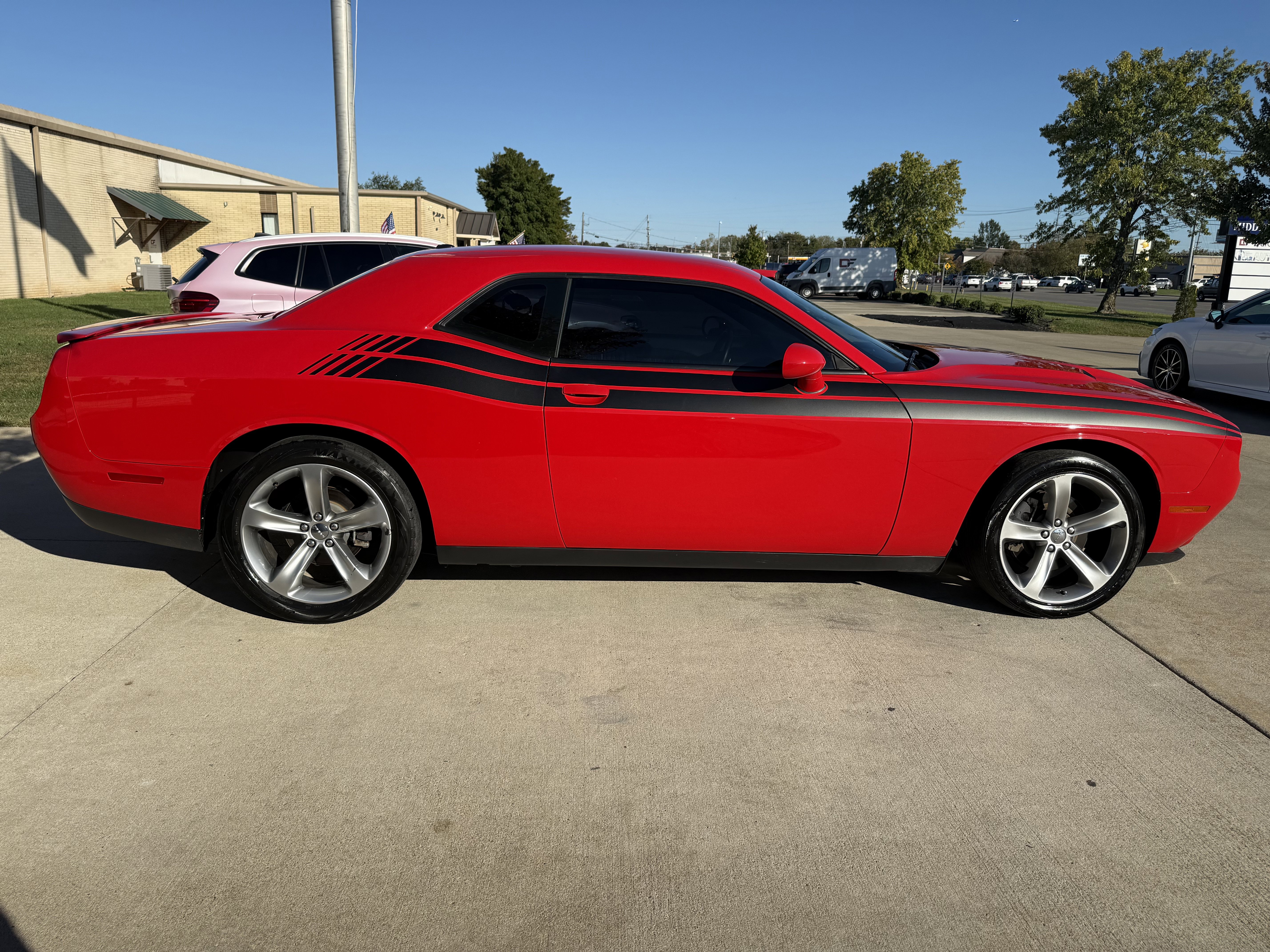 Used 2016 Dodge Challenger SXT w/ Super Sport Group (SS/T) image 8