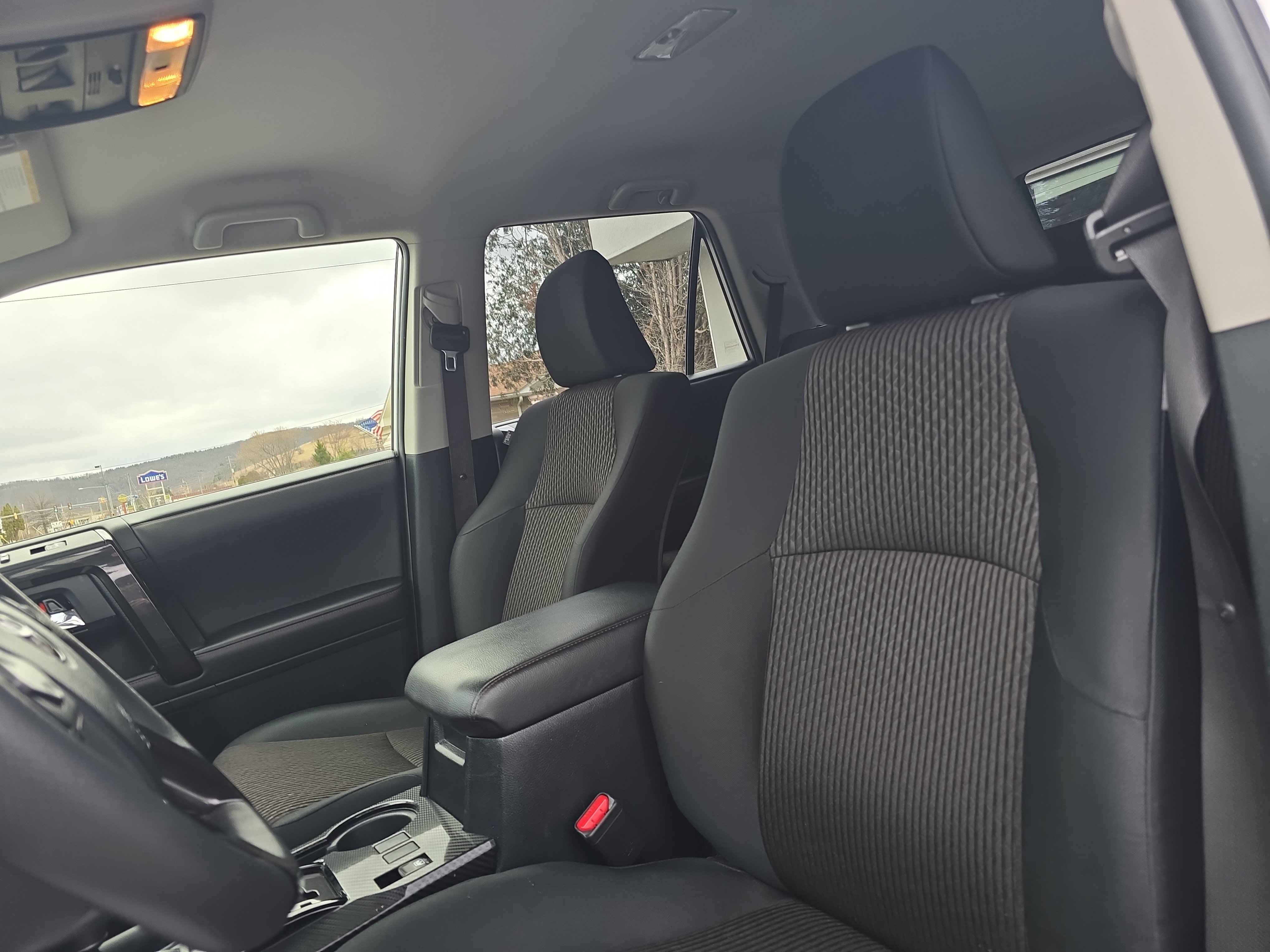 Used 2024 Toyota 4Runner TRD Off-Road image 12