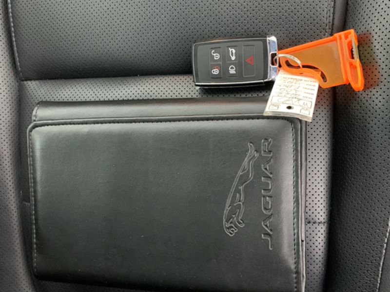 Used 2022 Jaguar F-PACE S image 45