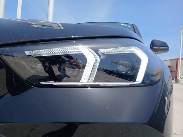 New 2026 BMW X1 xDrive28i w/ Convenience Package AWD/4WD image 4