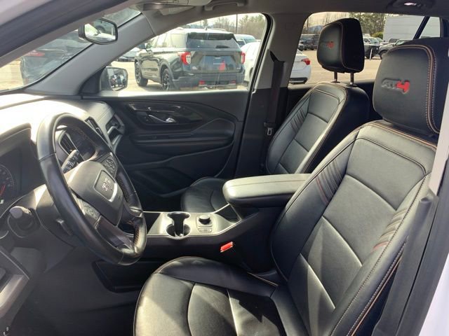 Used 2023 GMC Terrain AT4 image 23
