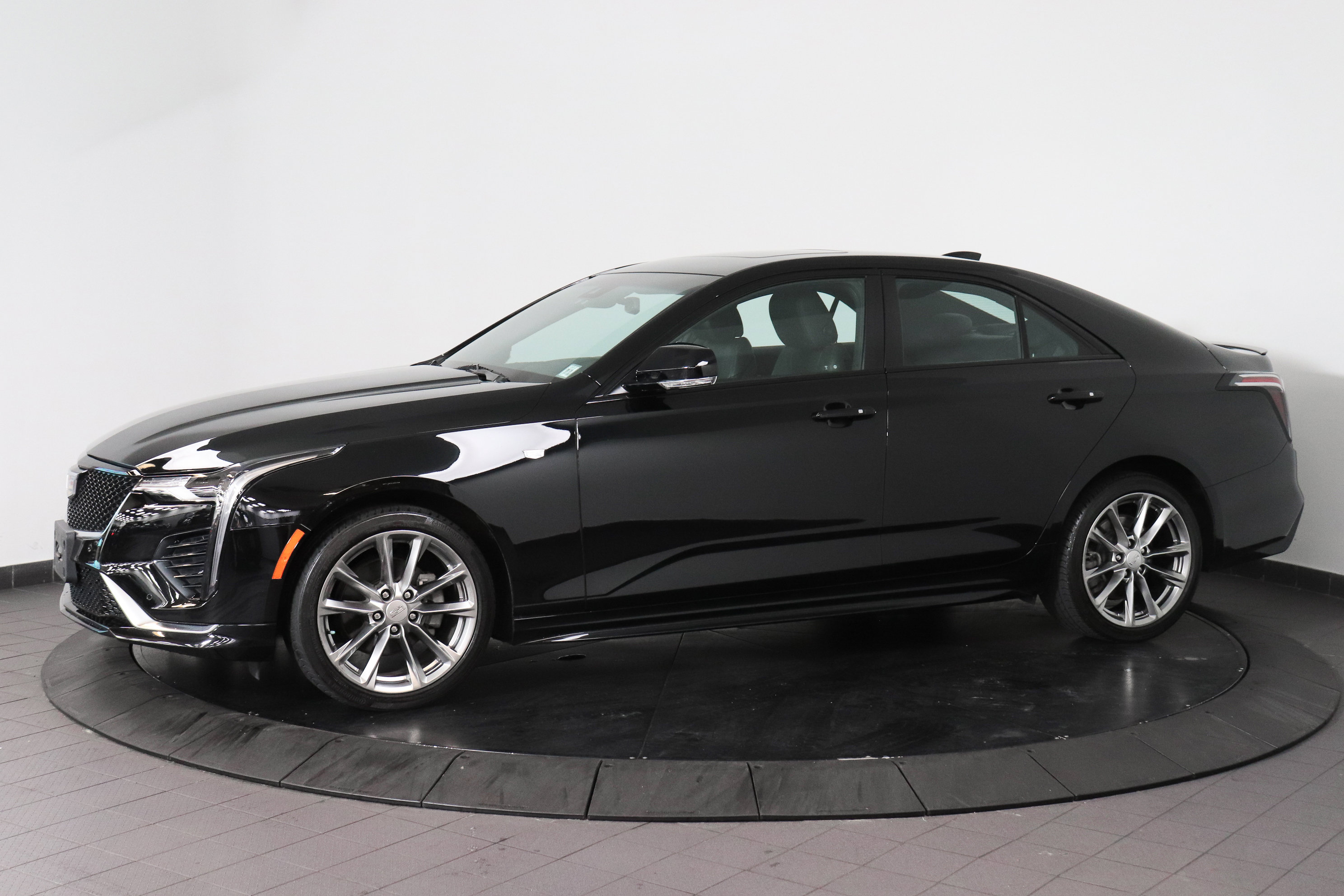 Used 2023 Cadillac CT4 Sport AWD/4WD image 2
