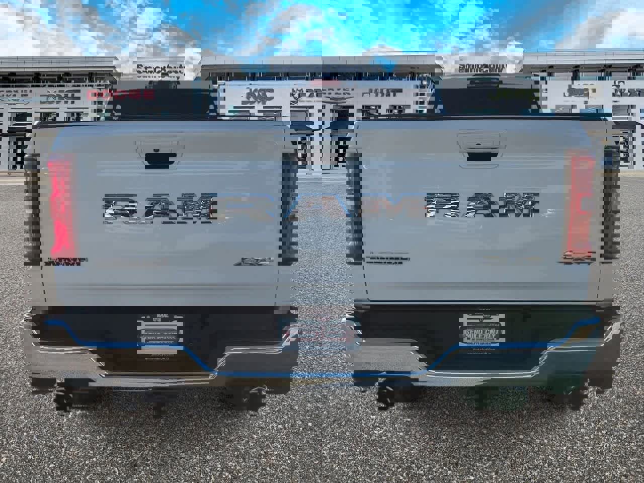 Used 2025 RAM 1500 Laramie image 7