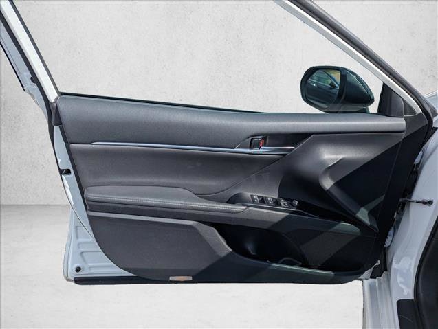 Used 2019 Toyota Camry XSE FWD image 23