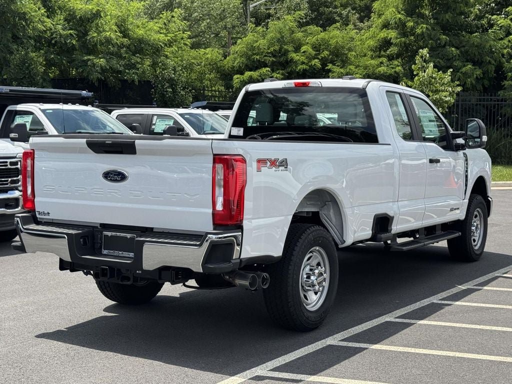 New 2026 Ford F350 XL w/ FX4 Off-Road Package AWD/4WD image 3