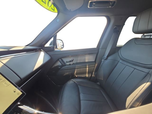 Used 2024 Land Rover Range Rover Sport Dynamic SE image 11