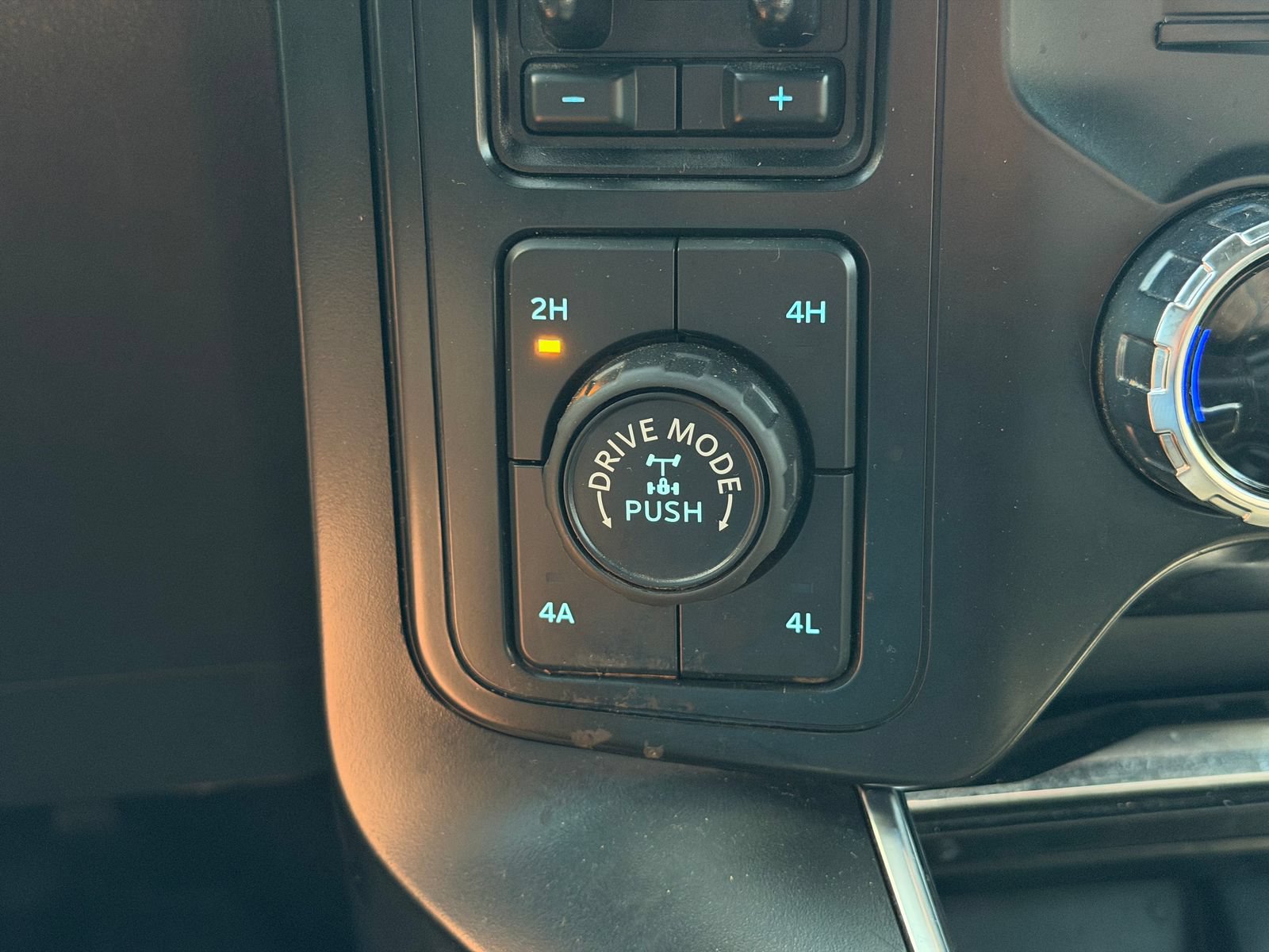 Used 2023 Ford F150 Raptor AWD/4WD image 28