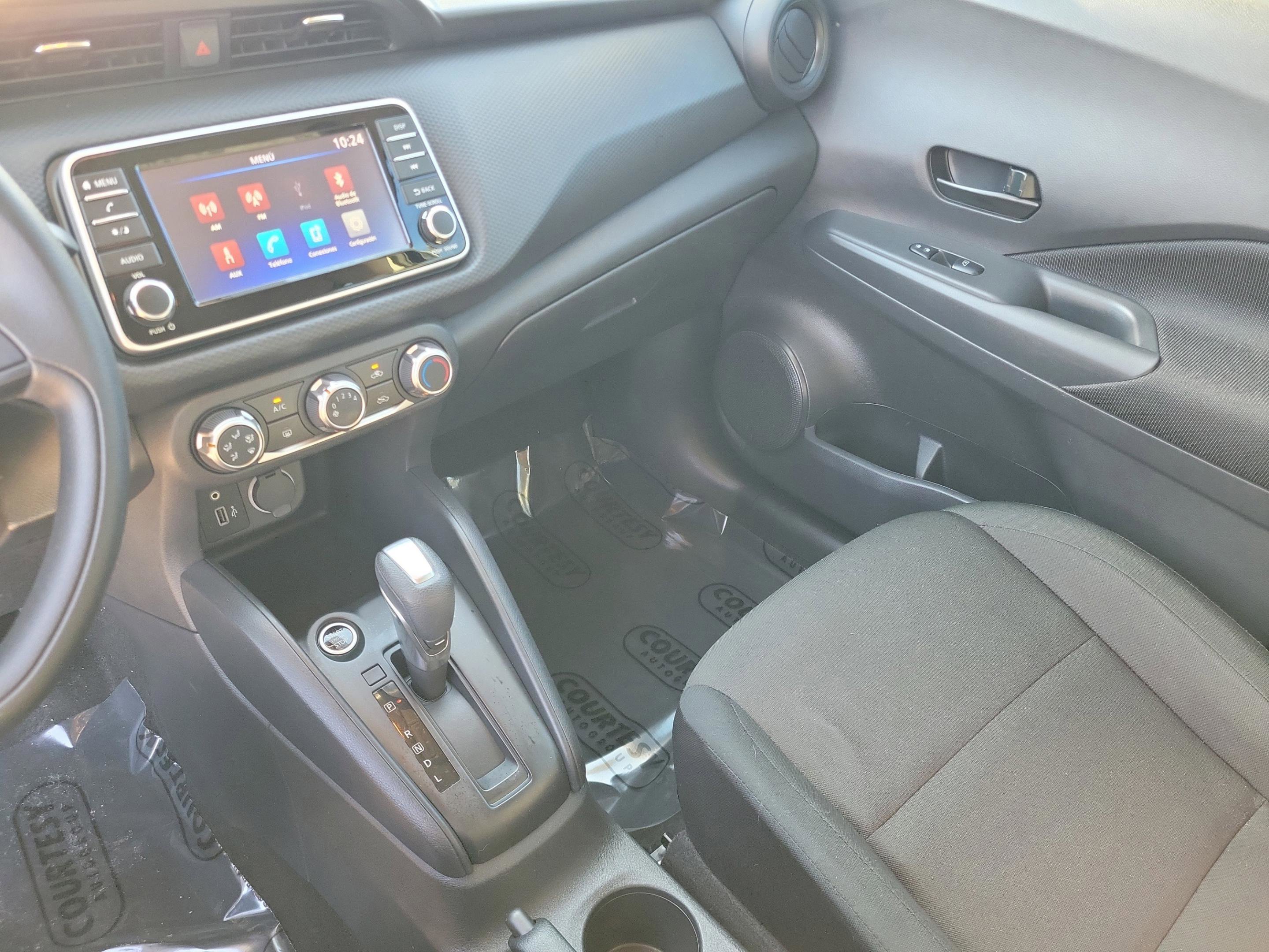 Certified 2024 Nissan Kicks S image 33